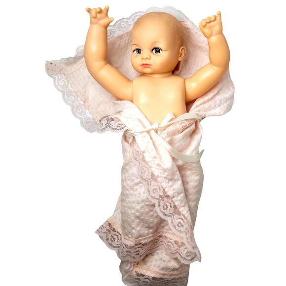 14" 1970's Vintage Cameo's "Miss Peep" Baby Doll - - Picture 2 of 10